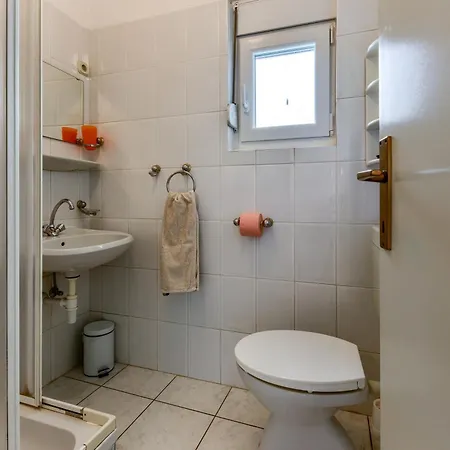 Fuer 22 Personen Mit Pool شقة *